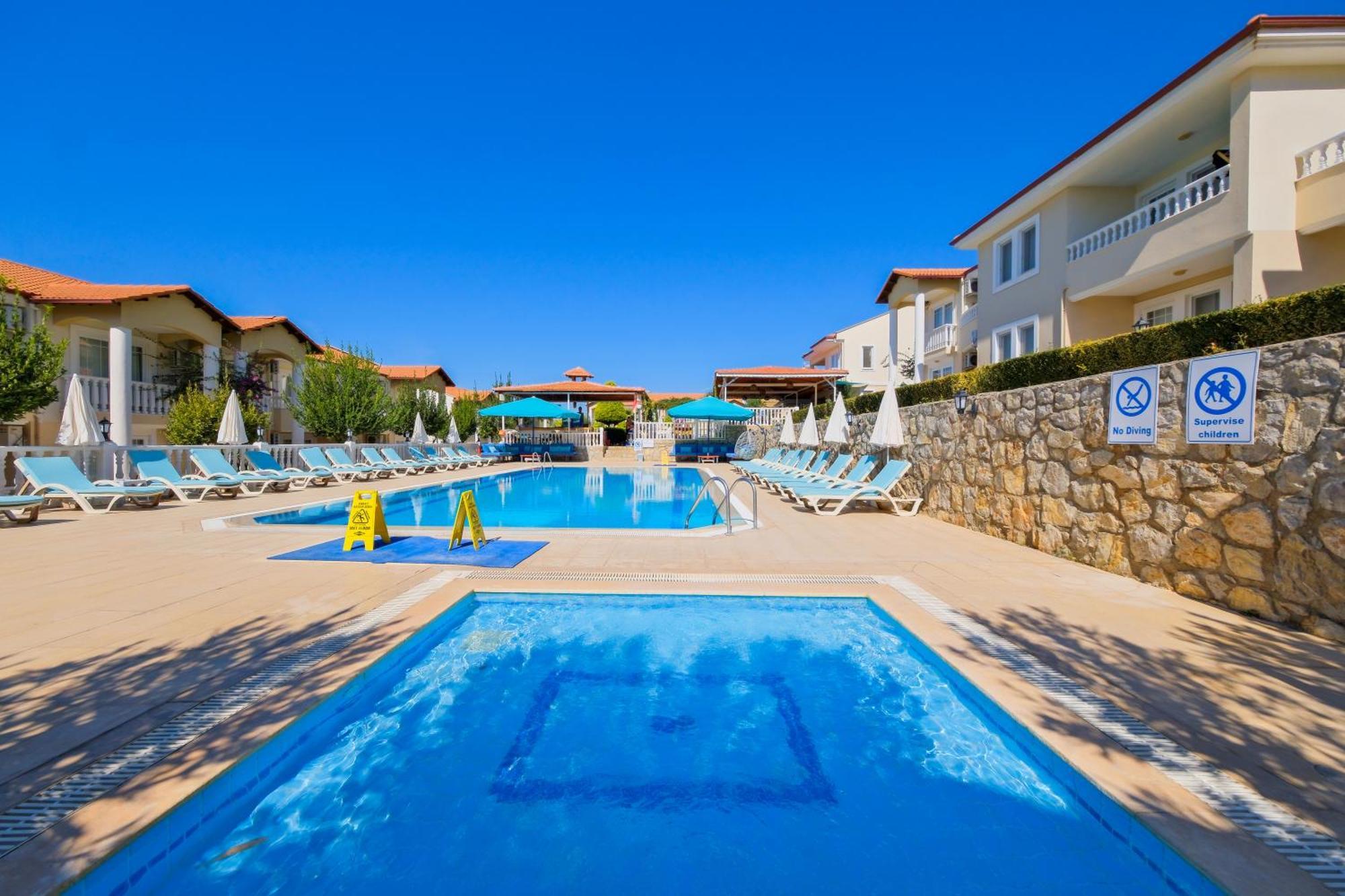 Larimar Suite Hotel オルデニズ エクステリア 写真