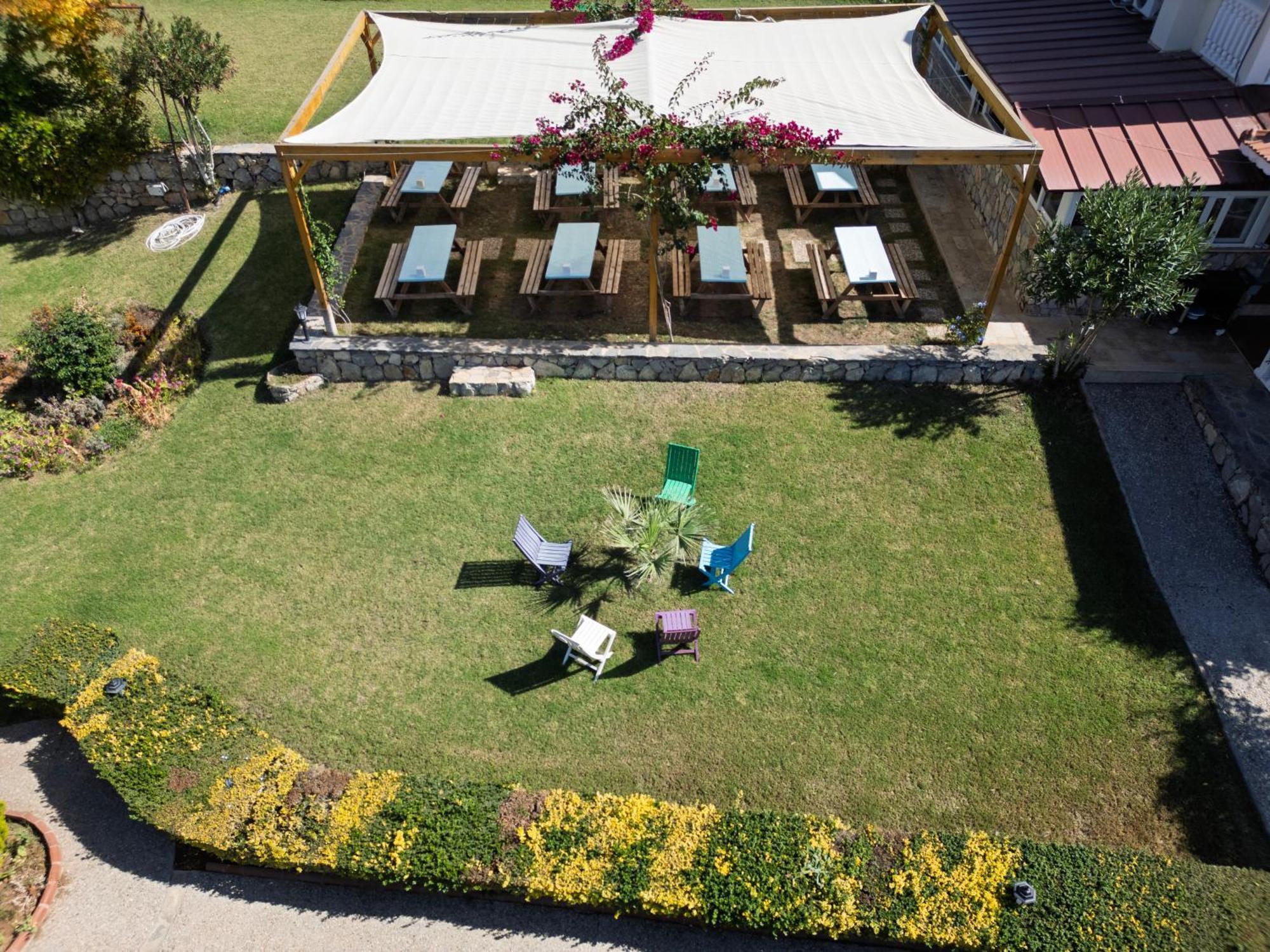 Larimar Suite Hotel オルデニズ エクステリア 写真